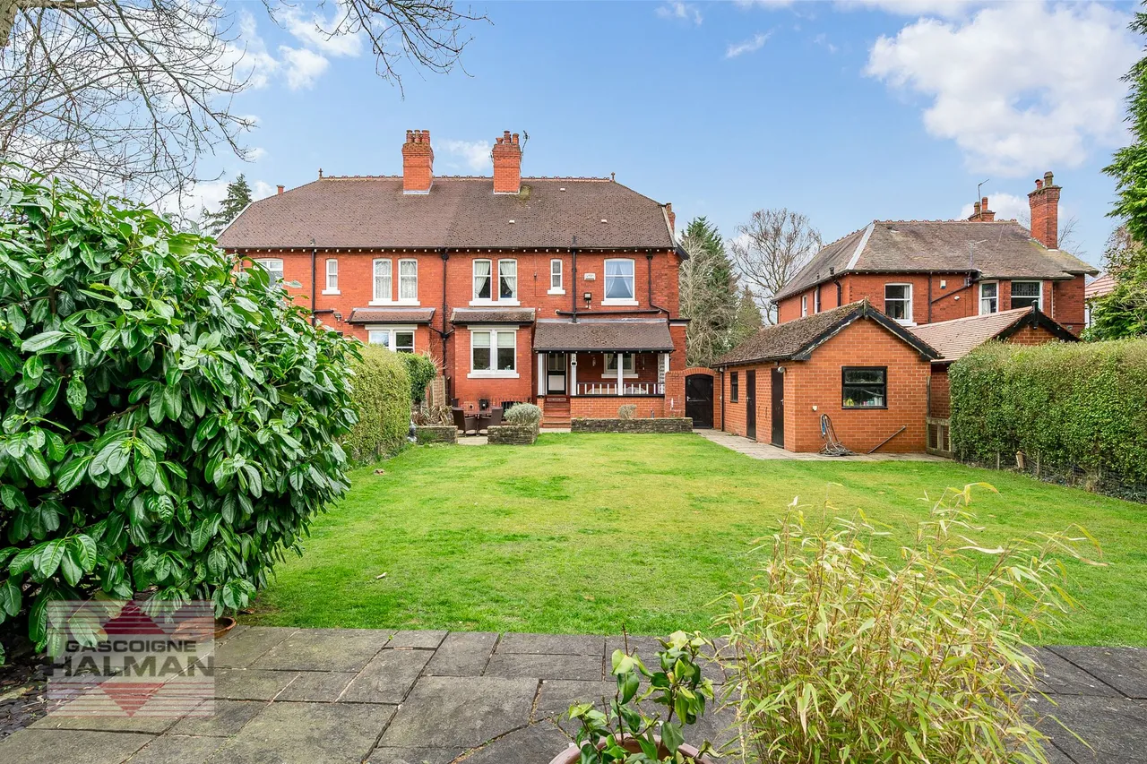 5 bed house for sale, Clifton Park Road, Stockport