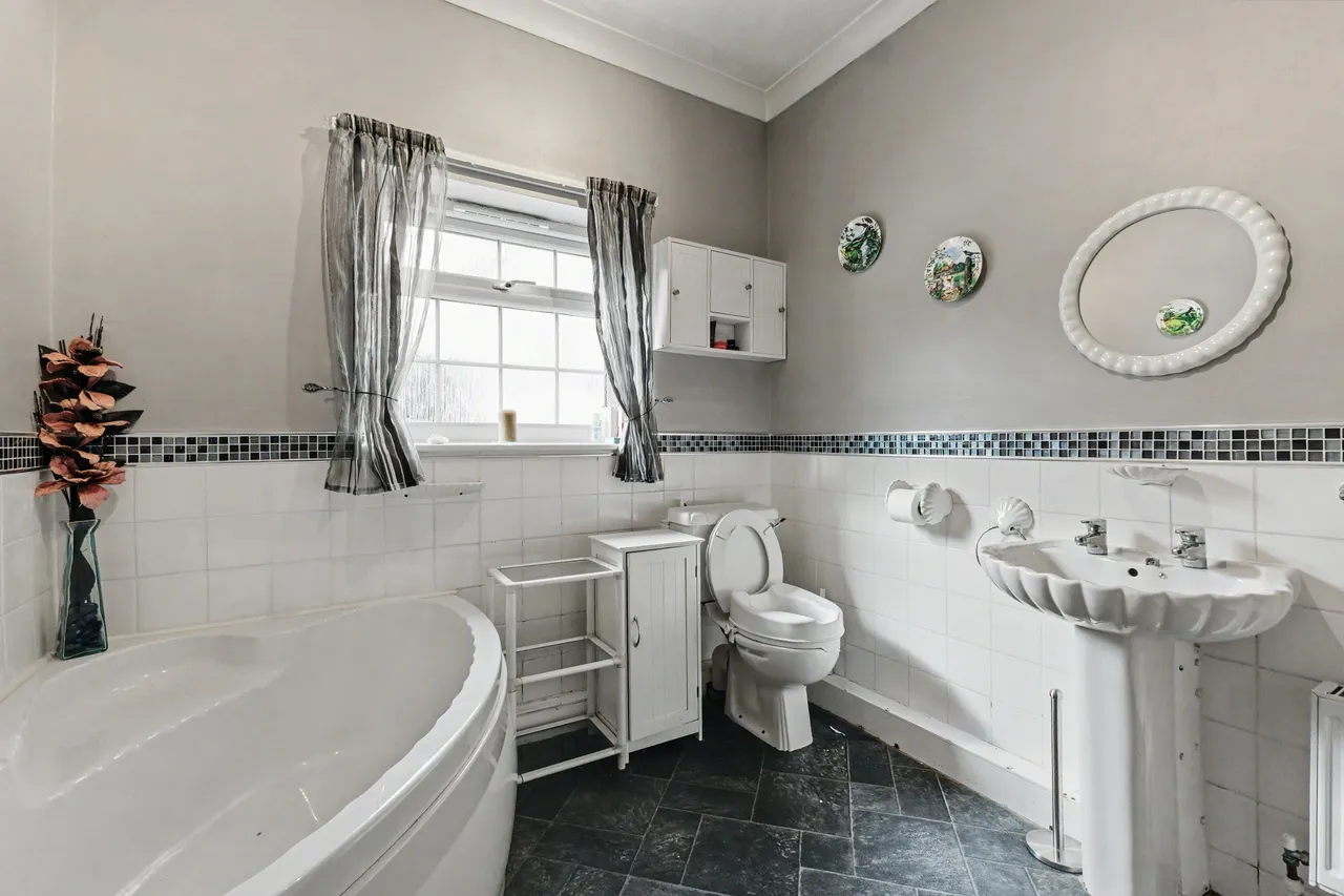 Magdalen Close, Lower Quinton, CV37, photo 25