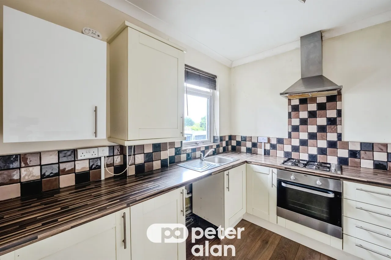 Bridgend Road, Maesteg, CF34, photo 19
