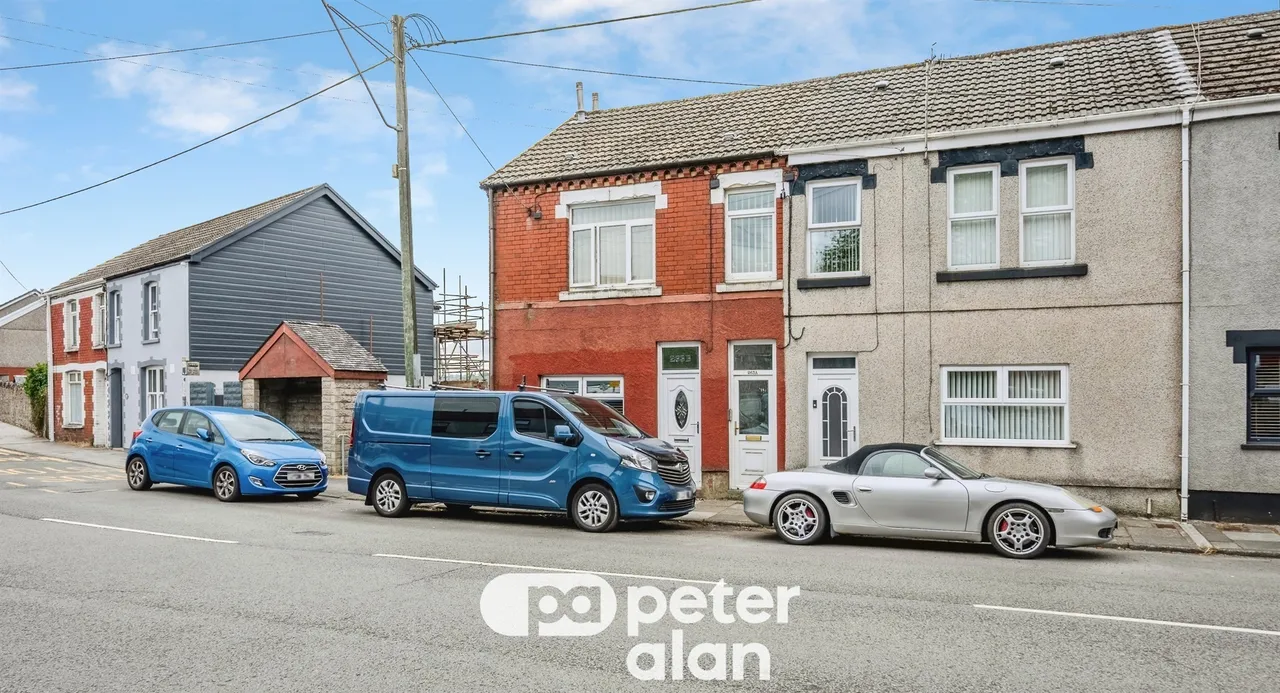 Bridgend Road, Maesteg, CF34, photo 20