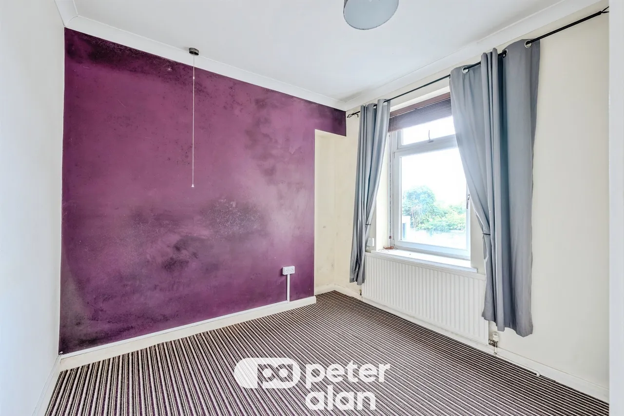Bridgend Road, Maesteg, CF34, photo 13