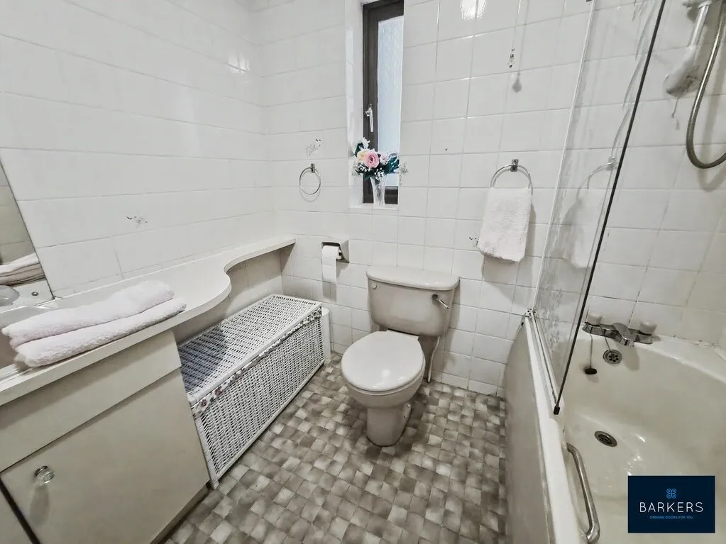 Greenacres Drive, Birstall, WF17, photo 10