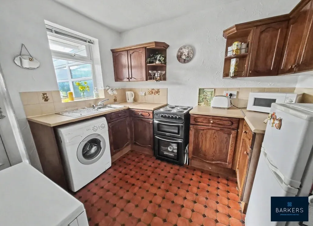 Greenacres Drive, Birstall, WF17, photo 4