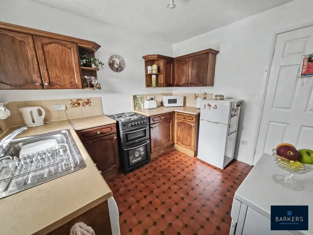 Greenacres Drive, Birstall, WF17, photo 3