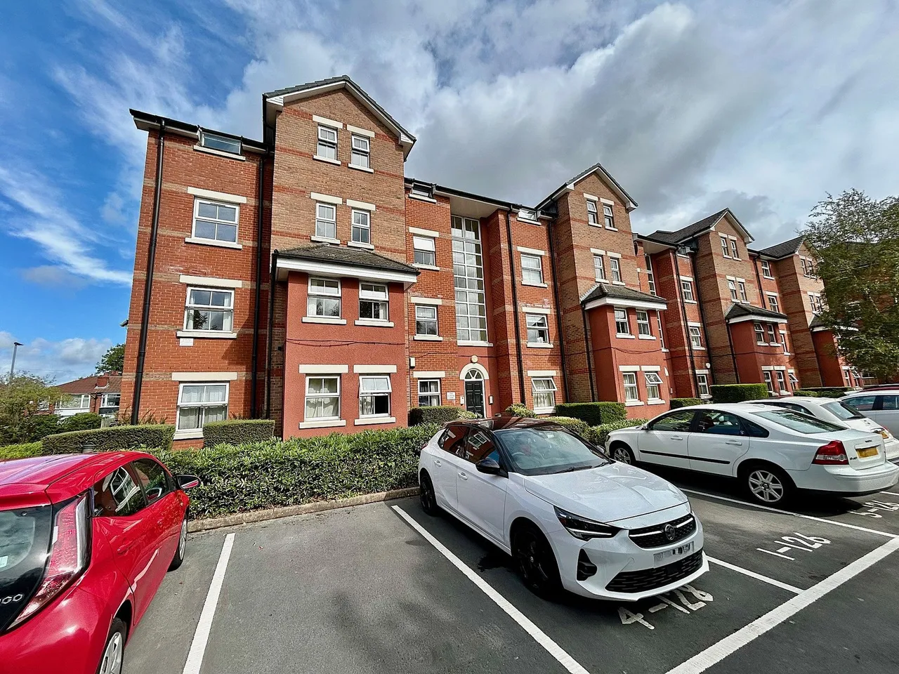 2 bed flat for sale, School Lane, Manchester