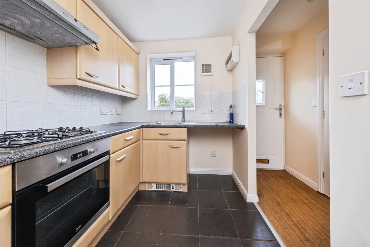 Moors Close, Deanshanger, MK19, photo 2