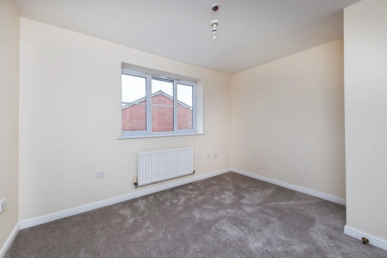 Moors Close, Deanshanger, MK19, photo 11