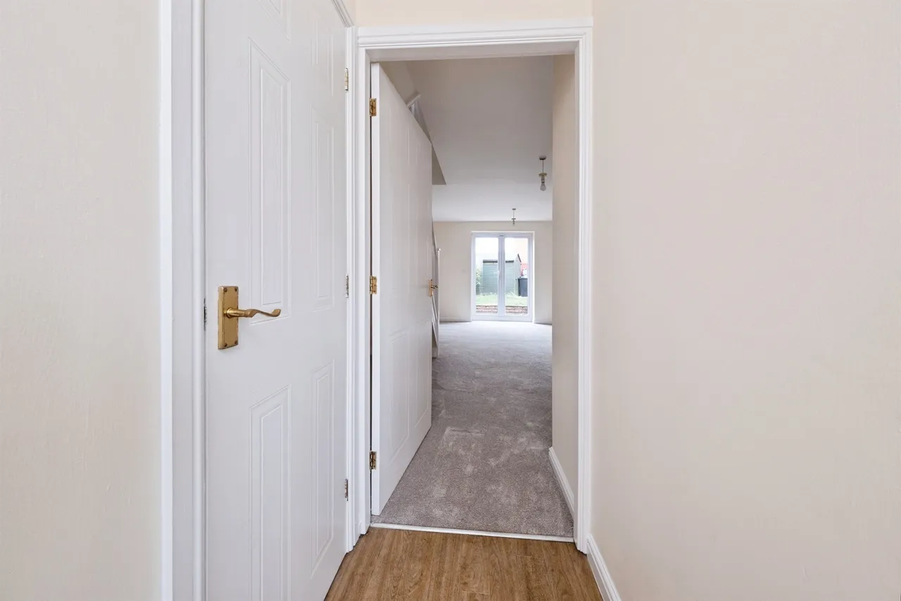 Moors Close, Deanshanger, MK19, photo 4