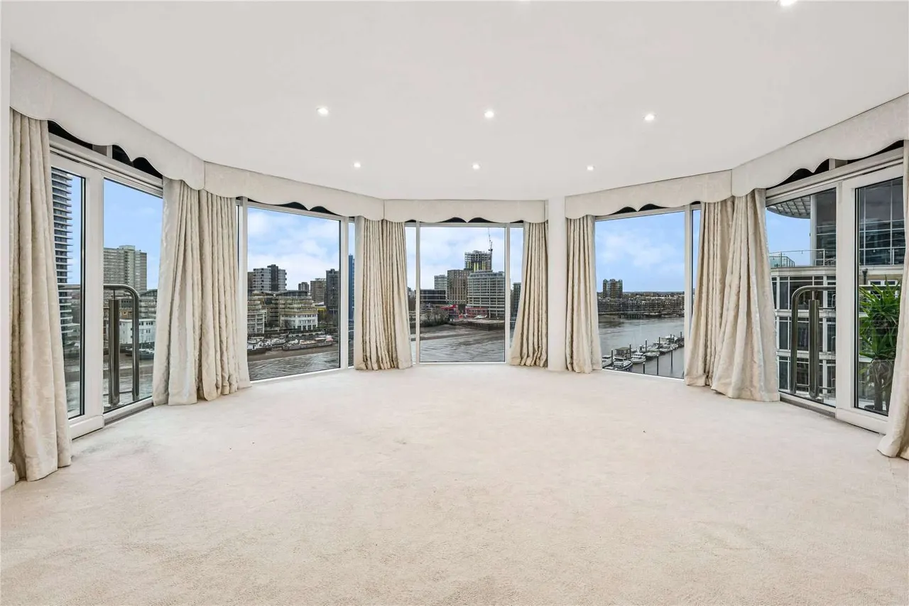 3 bed flat for sale, The Boulevard, Imperial Wharf, SW6