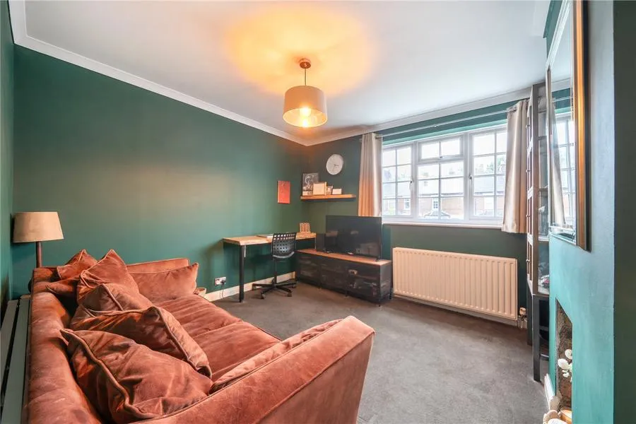 London Road, High Wycombe, HP11, photo 10