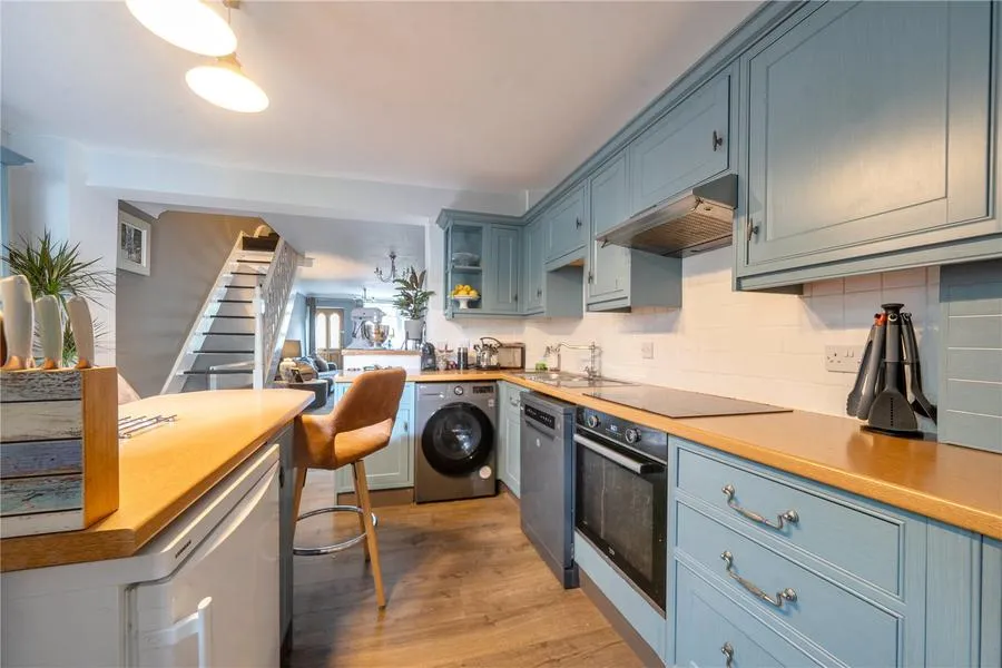London Road, High Wycombe, HP11, photo 14