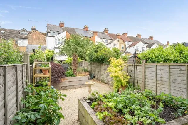 London Road, High Wycombe, HP11, photo 15