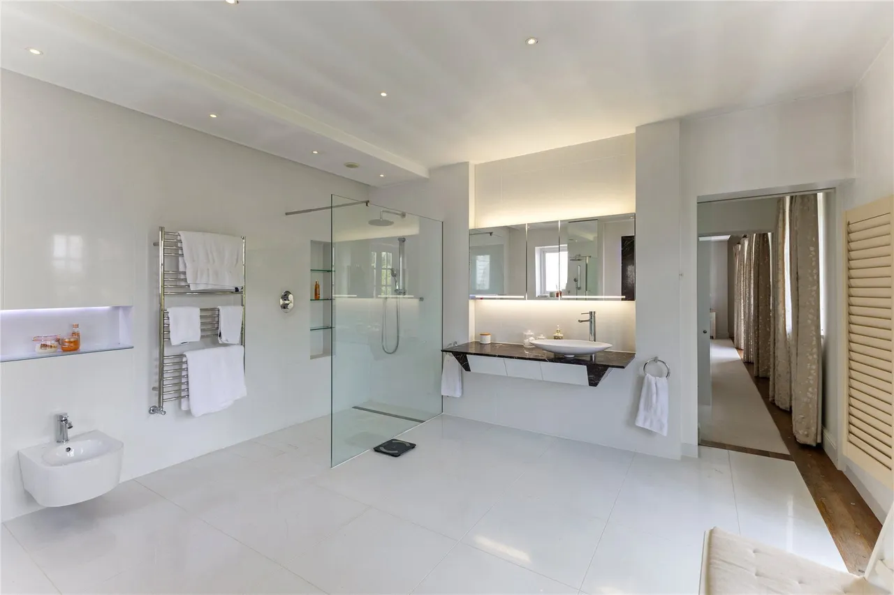 Priory Lane, London, SW15, photo 9