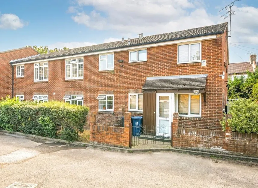 Avenue Road, Acton, W3, photo 4