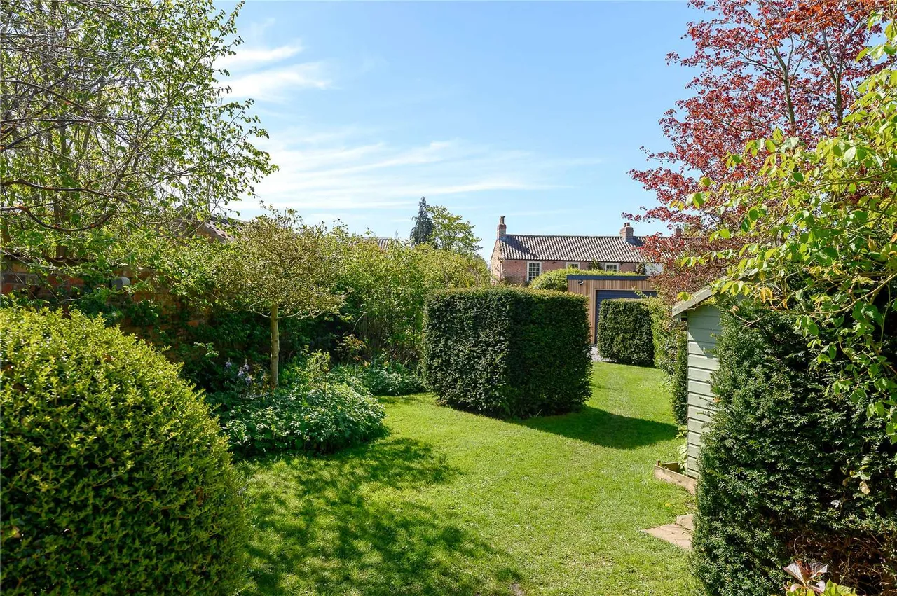 High Street, Thornton Le Clay, YO60, photo 19
