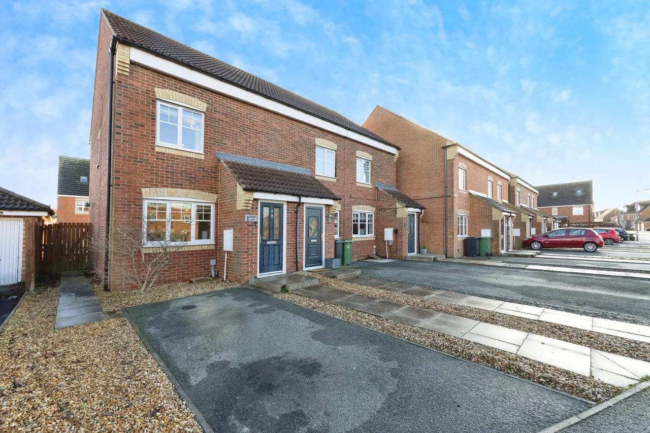 3 bed house for sale — Rothbury Drive, Ashington