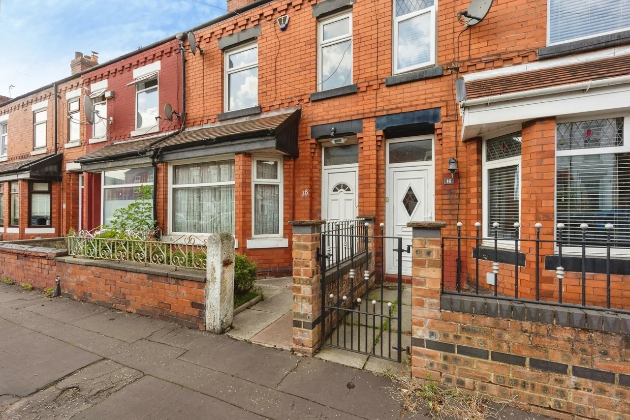 2 bed house for sale — Bowness Street, Stretford, Manchester, M32