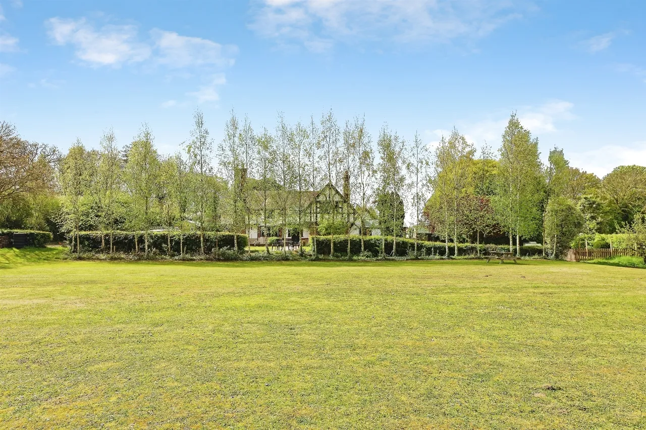 Gooseberry Hall Lane, Nonington, CT15, photo 18