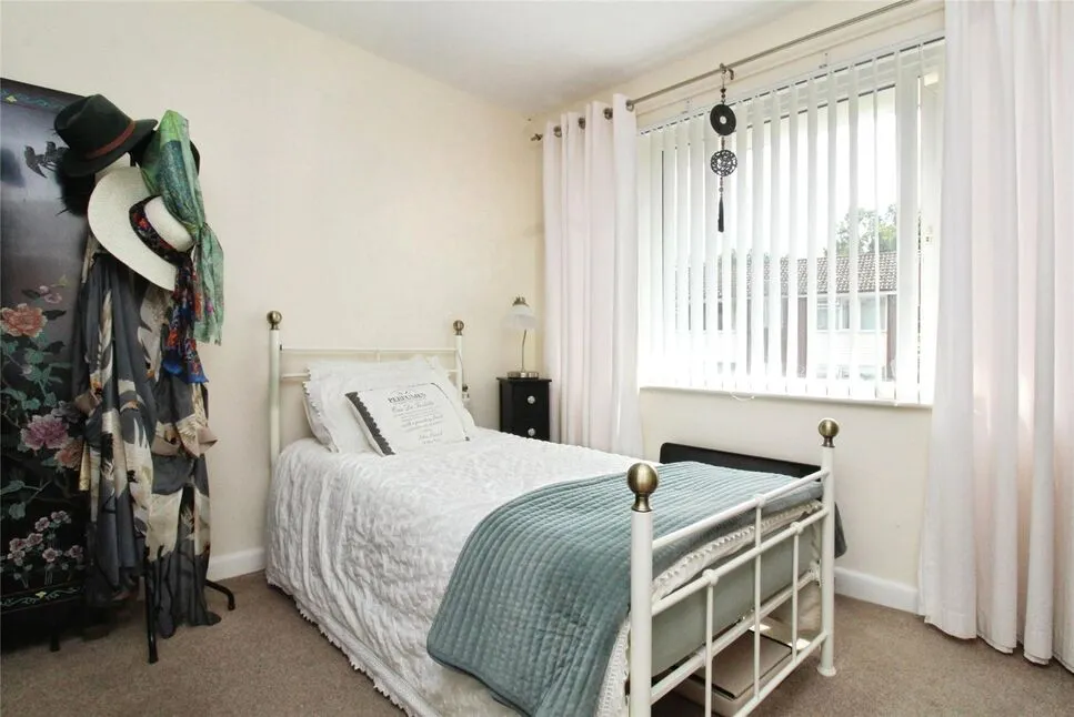 Broadgate Crescent, Kingskerswell, Devon, TQ12, photo 2