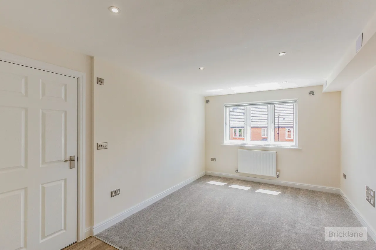 Meadow House Drive, COVENTRY, photo 10