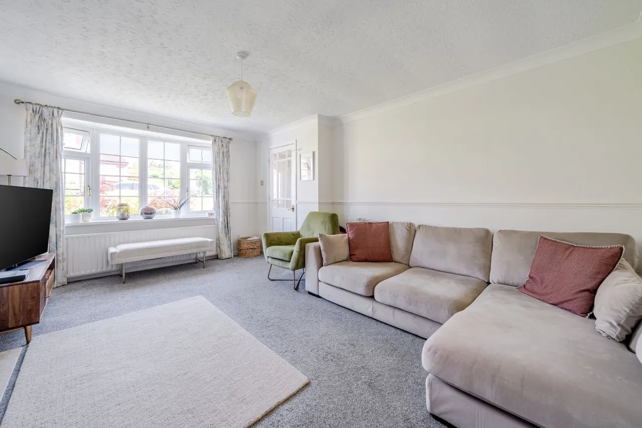 South View Crescent, Yeadon, LS19, photo 9