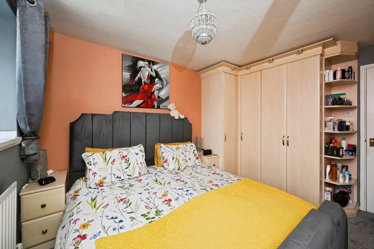 Buckingham Close, Kirkby-in-Ashfield, NG17, photo 10