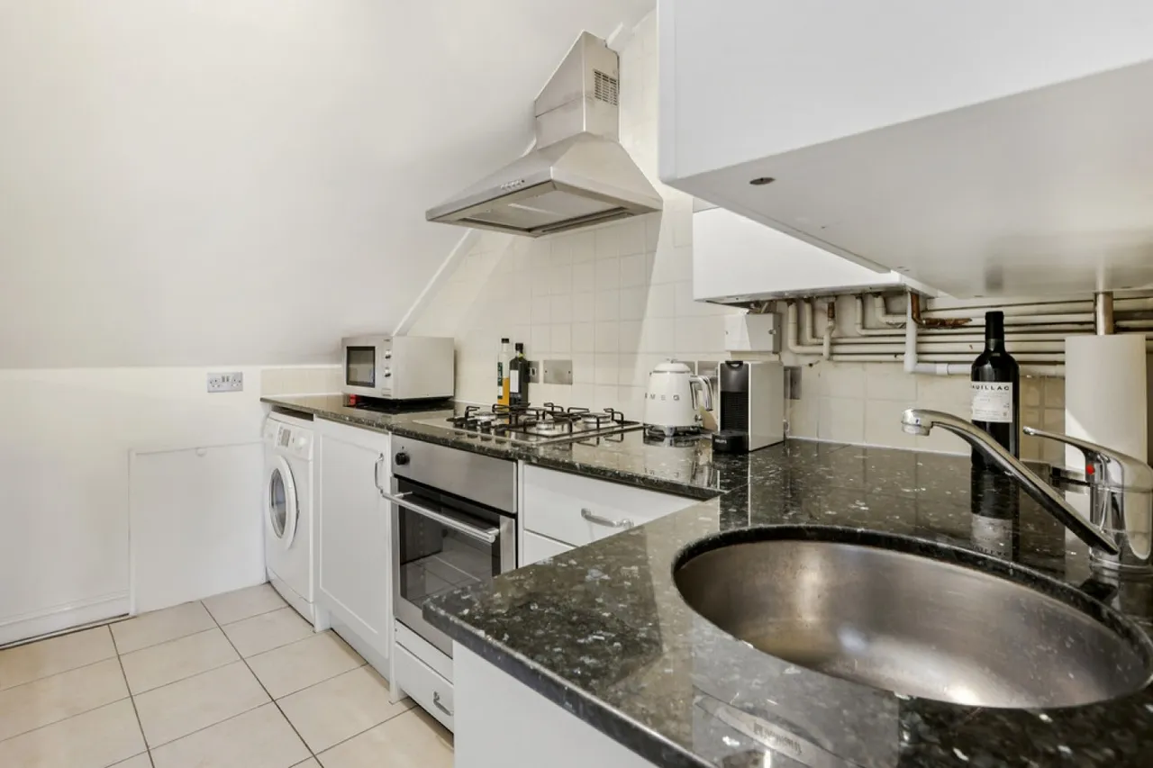 Tetcott Road, Chelsea, photo 7