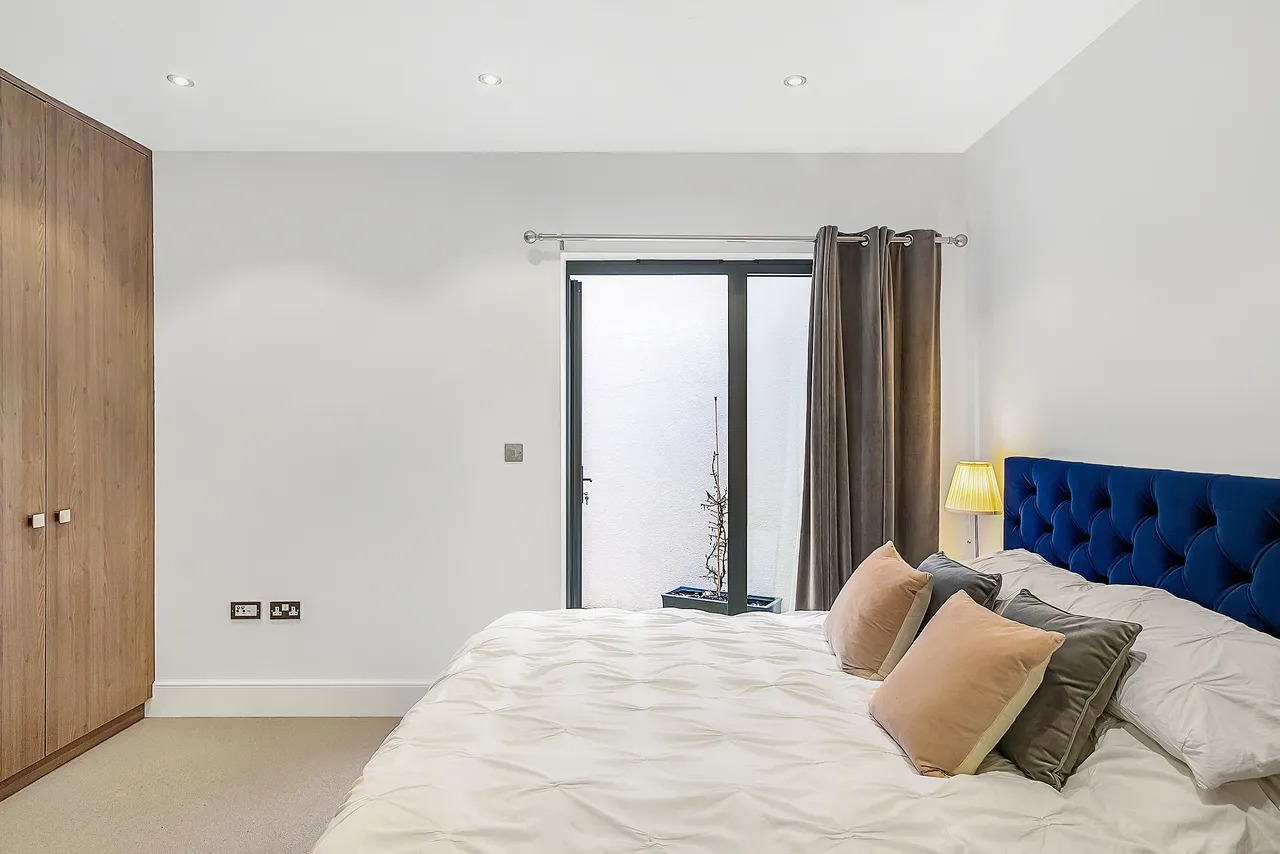 London, SW18, photo 6