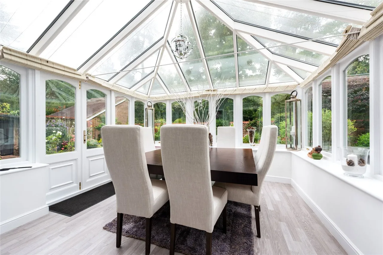 London Road, Dorking, RH5, photo 5