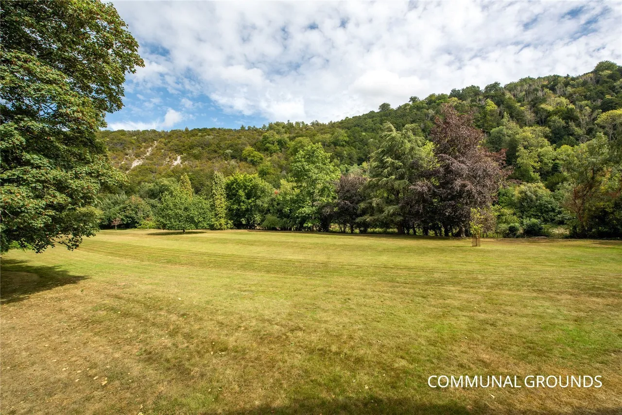 London Road, Dorking, RH5, photo 27