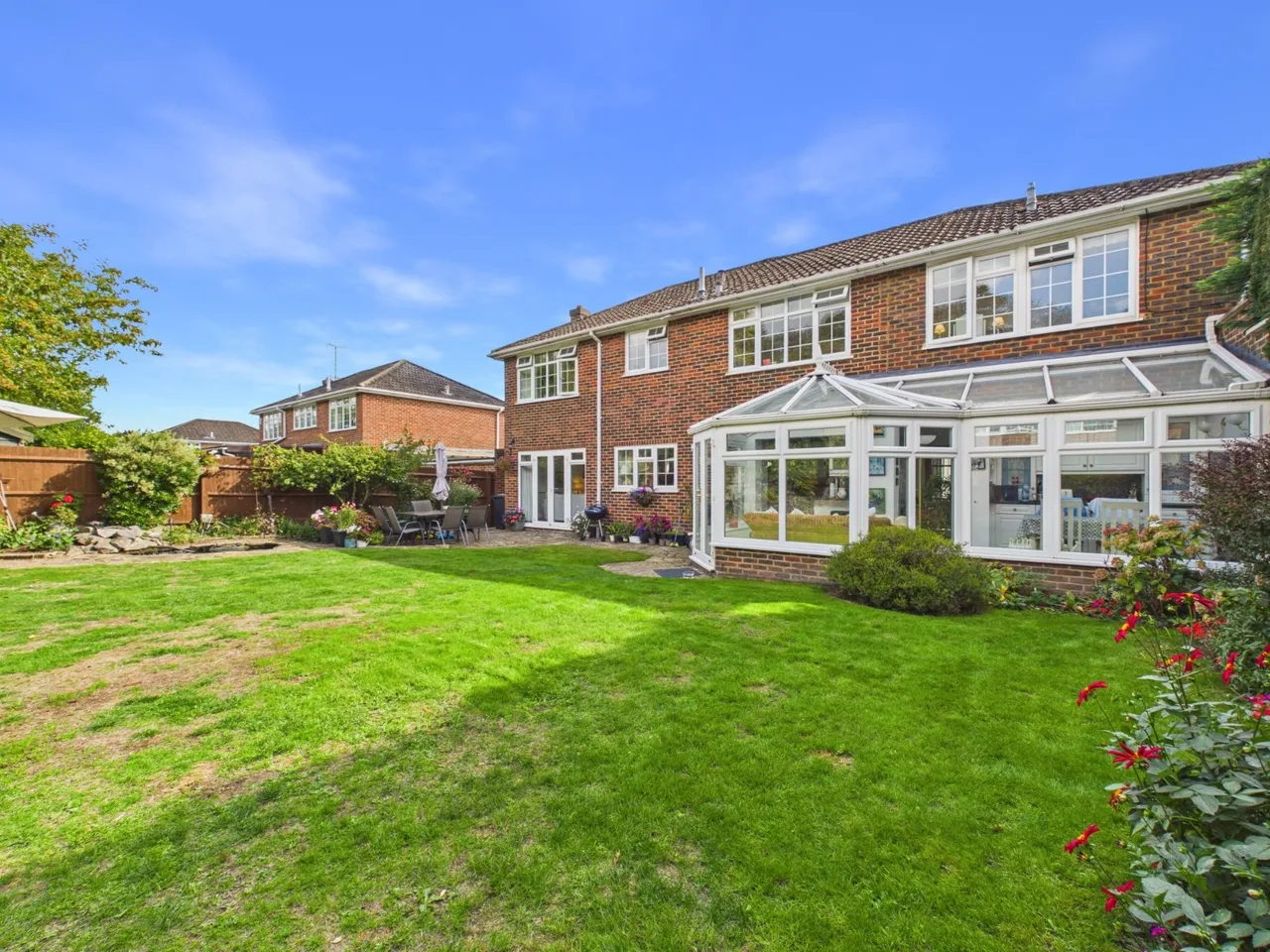 Orchard Grove, Flackwell Heath, HP10, photo 17