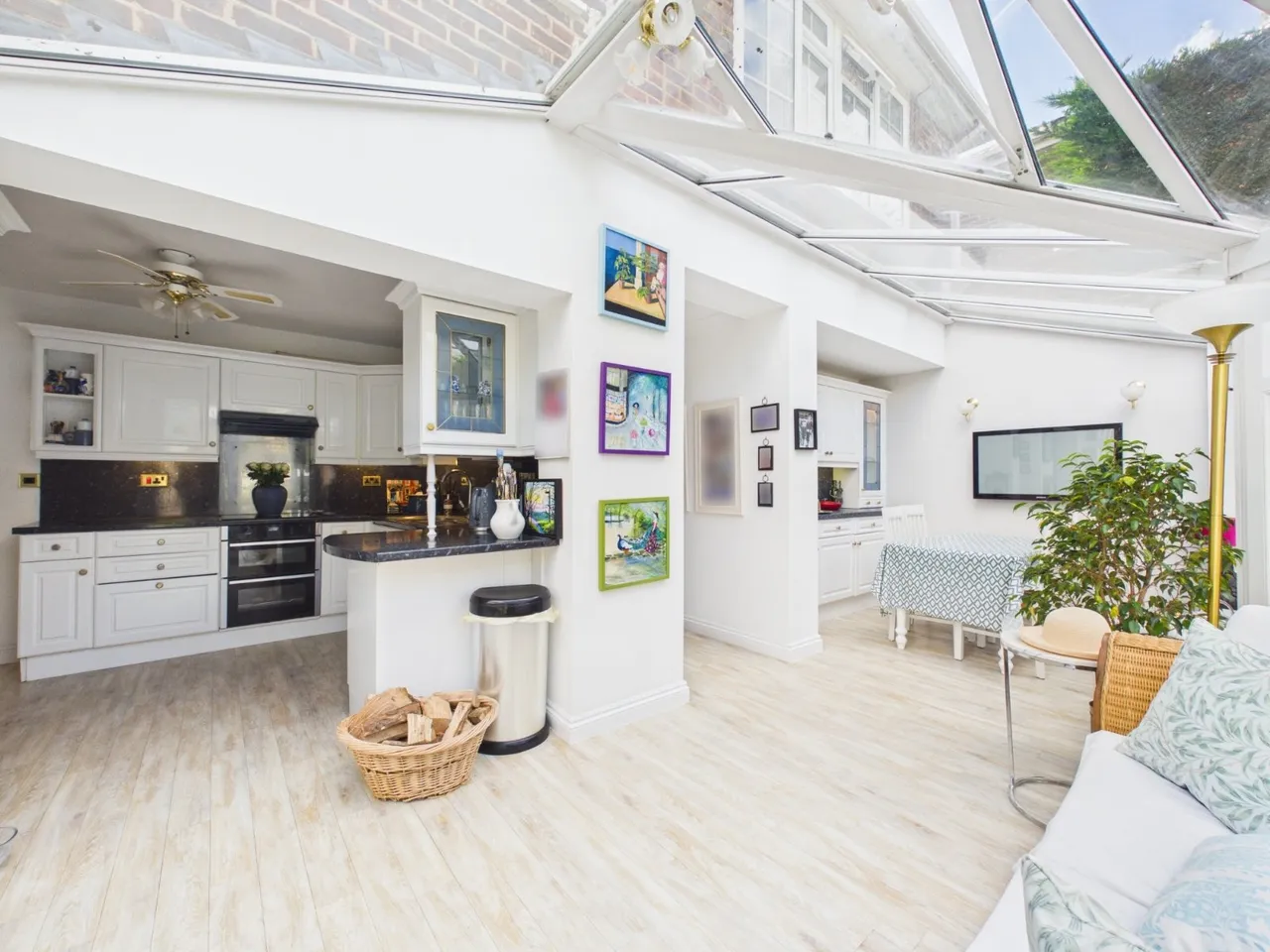 Orchard Grove, Flackwell Heath, HP10, photo 6