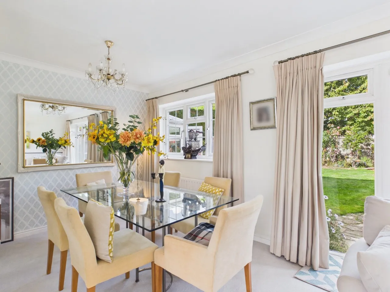 Orchard Grove, Flackwell Heath, HP10, photo 4