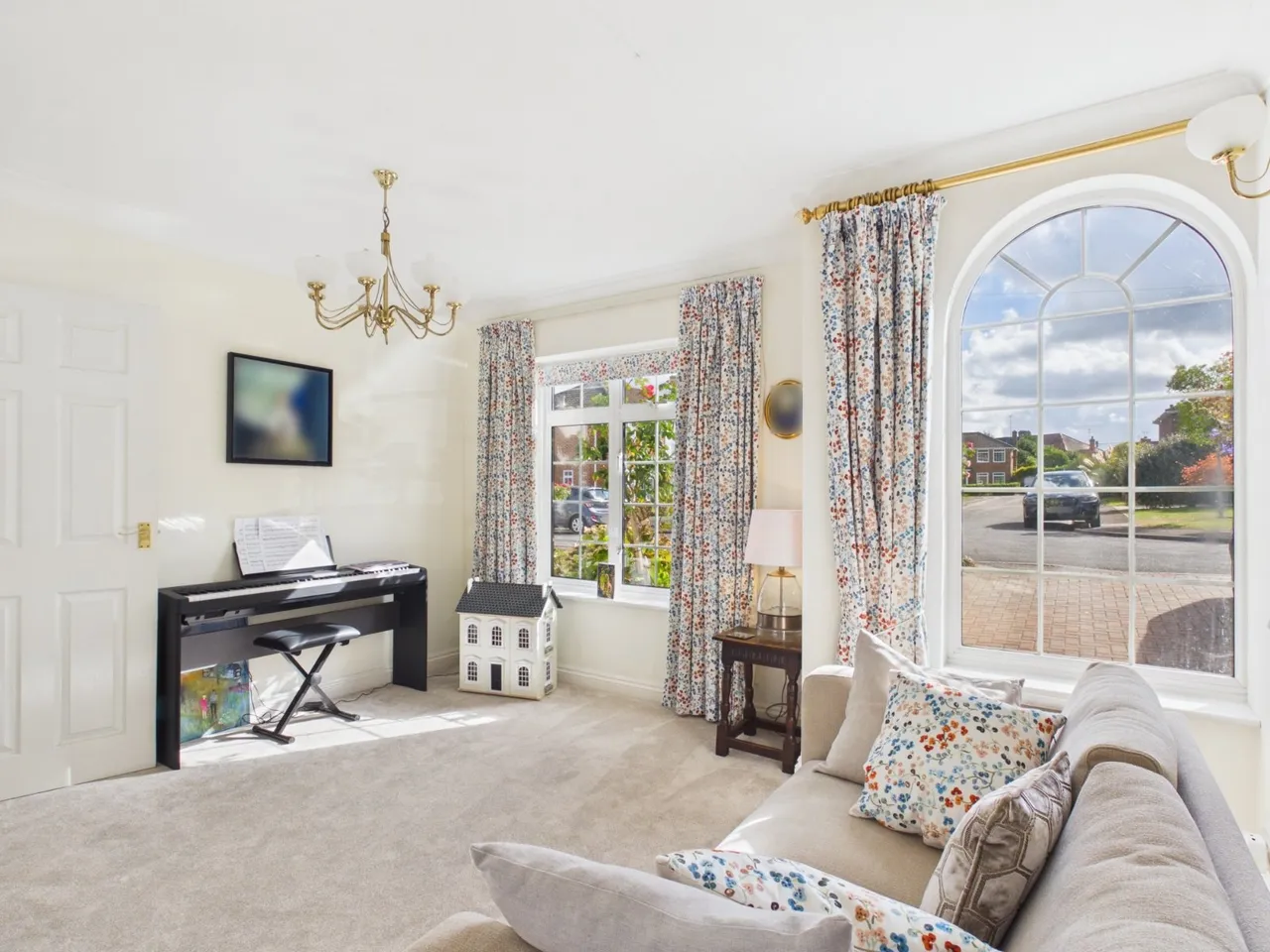 Orchard Grove, Flackwell Heath, HP10, photo 14
