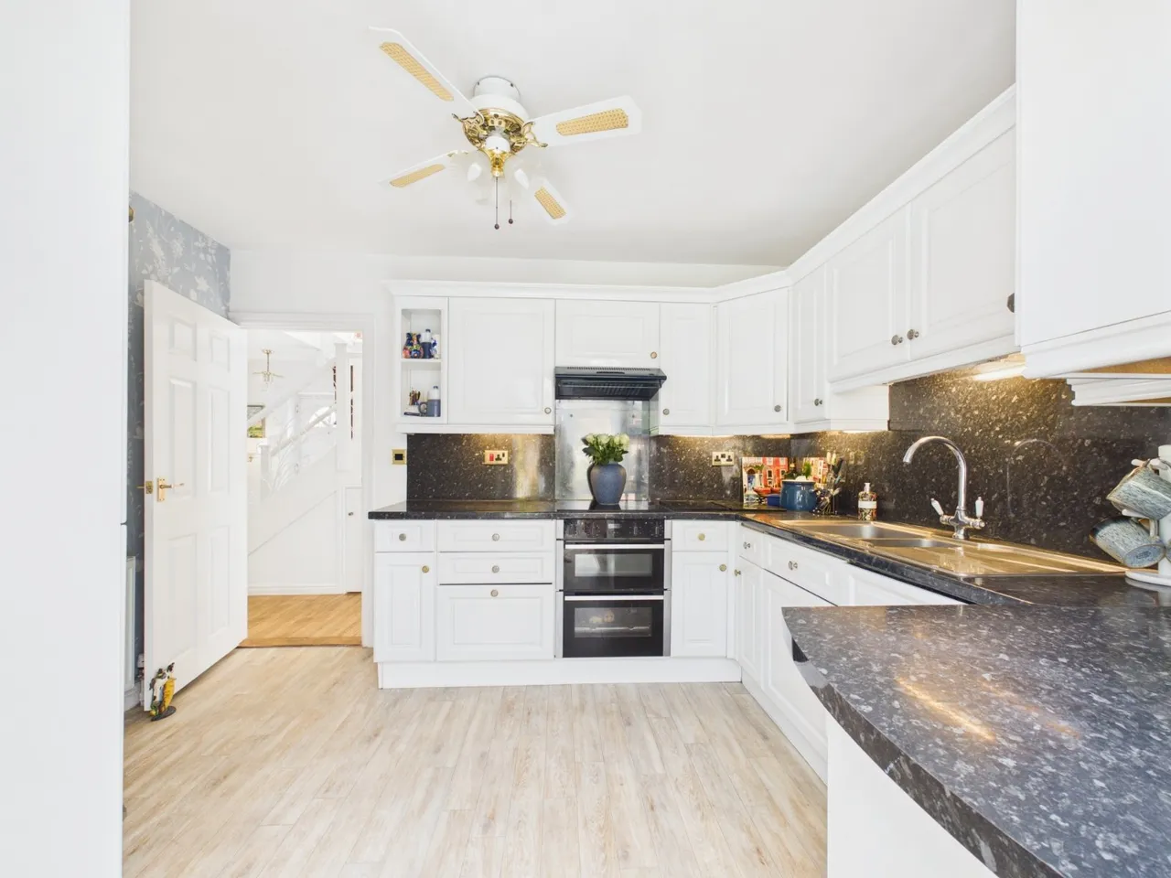 Orchard Grove, Flackwell Heath, HP10, photo 18