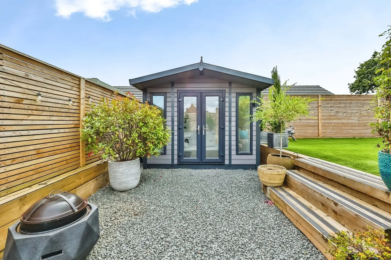 Papplewick Lane, Hucknall, NG15, photo 24