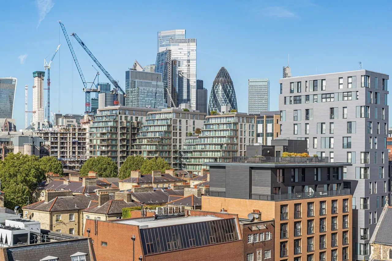 Ensign Street, London, E1, photo 15