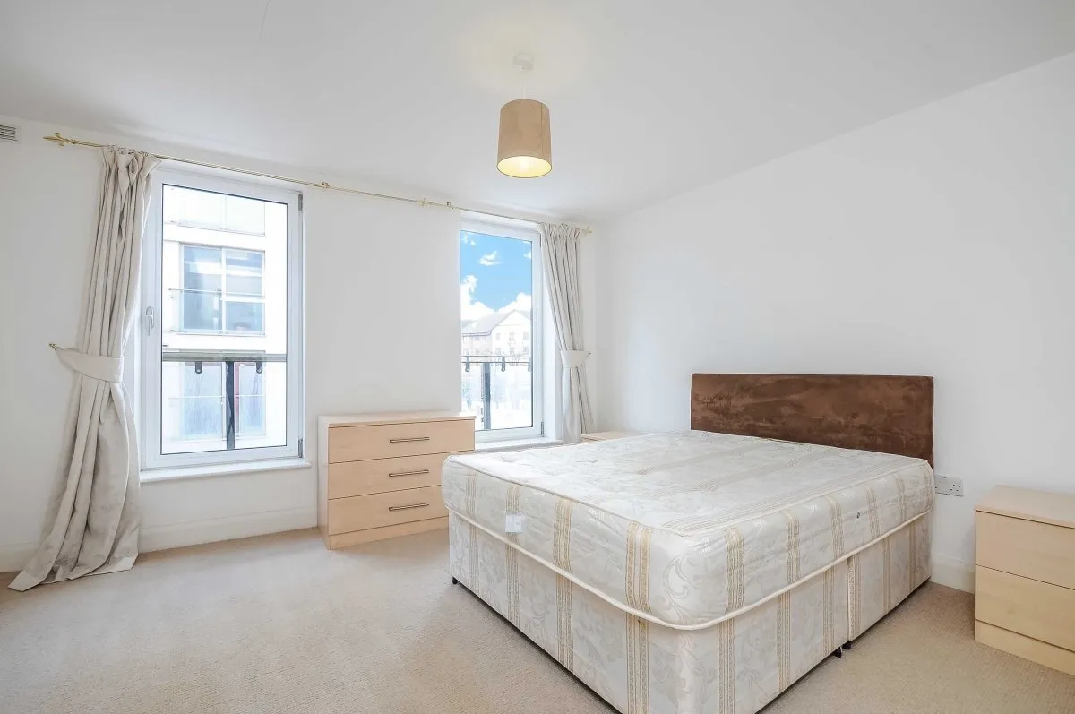 Cowleaze Road, Kingston Upon Thames, Surrey, KT2, photo 3