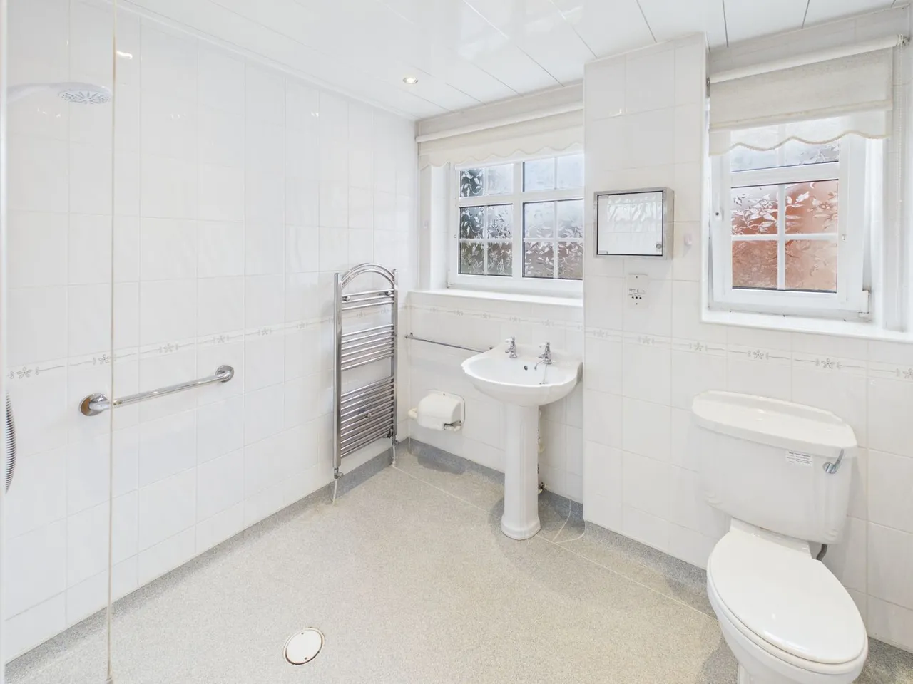 Whitegate Drive, Blackpool, FY3, photo 3