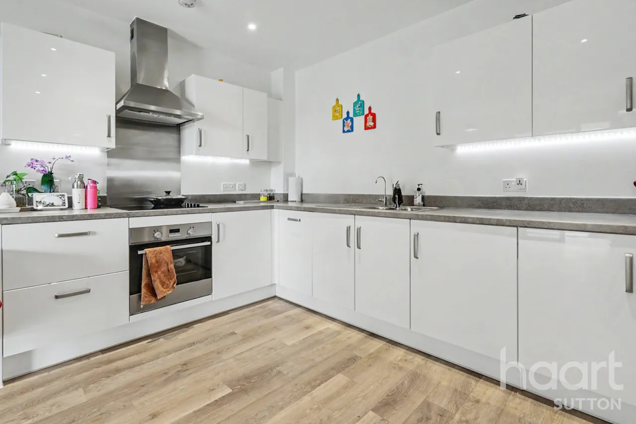 High Street, Sutton, SM1, photo 17