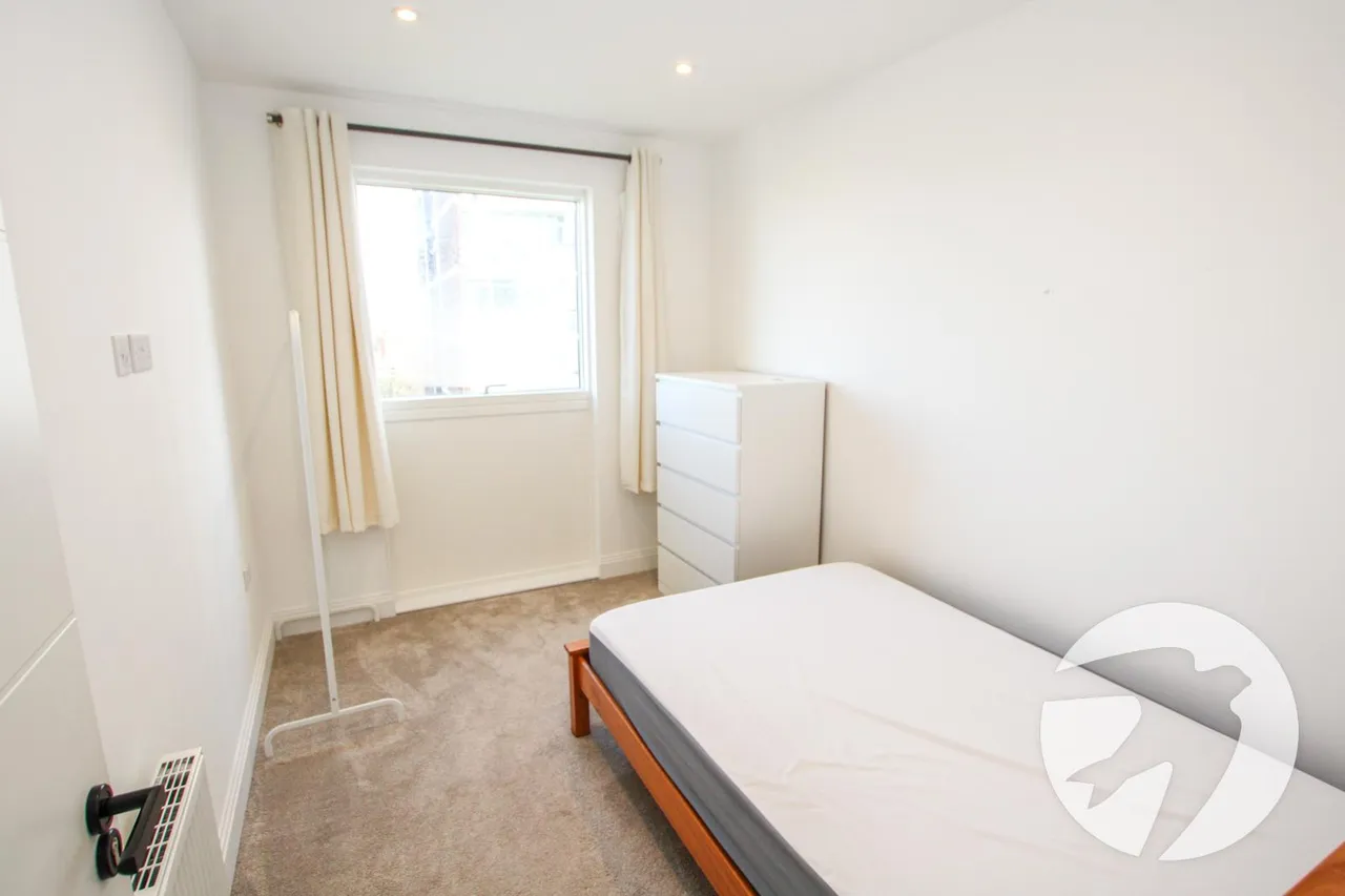 Grove Park Road, London, SE9, photo 7