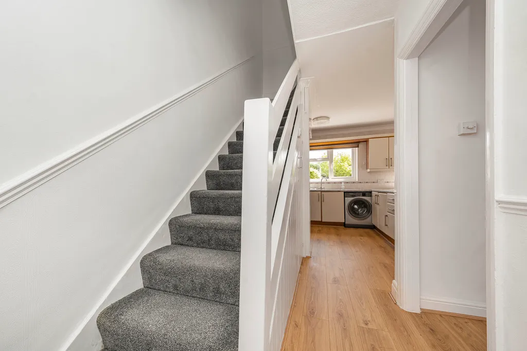 Denecroft Crescent, Hillingdon, UB10, photo 4