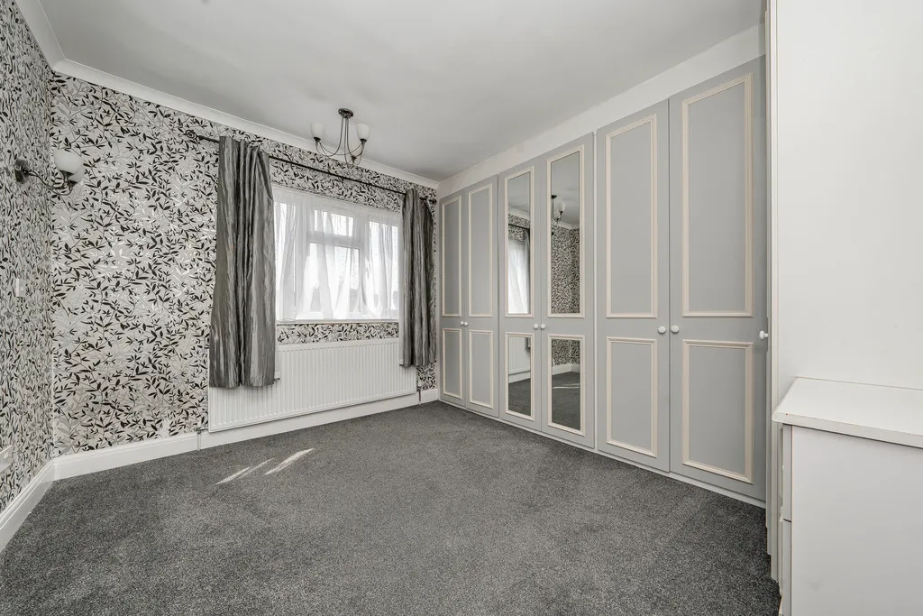 Denecroft Crescent, Hillingdon, UB10, photo 29