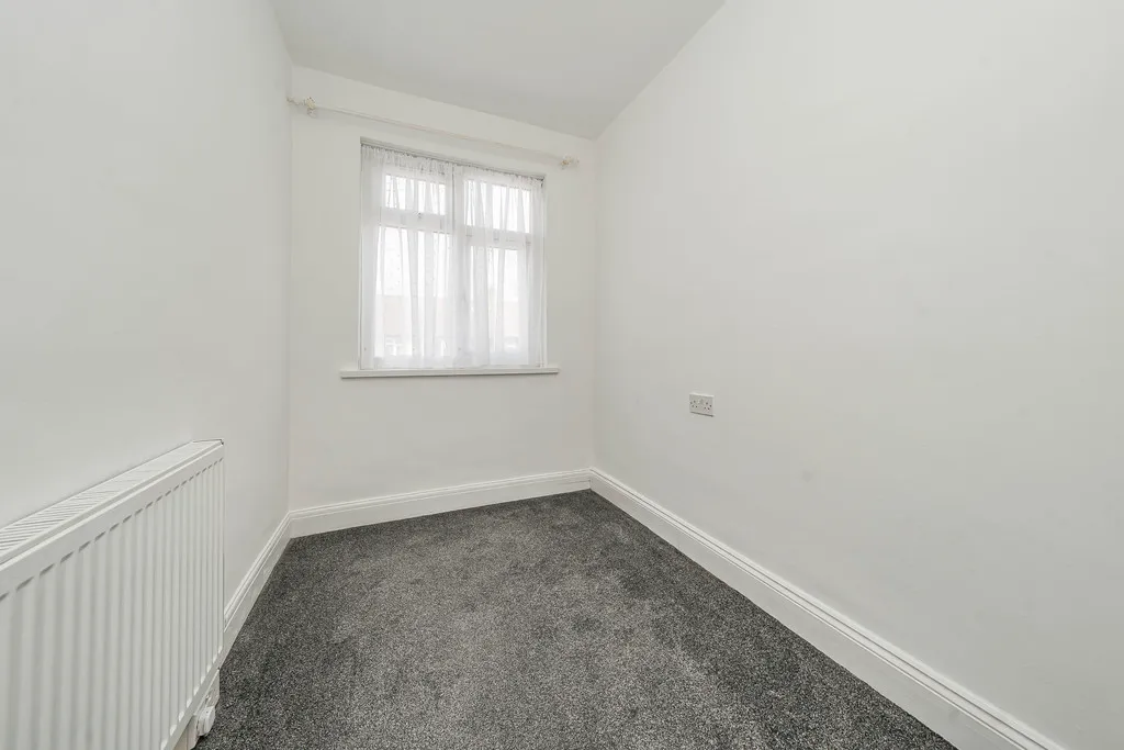 Denecroft Crescent, Hillingdon, UB10, photo 12