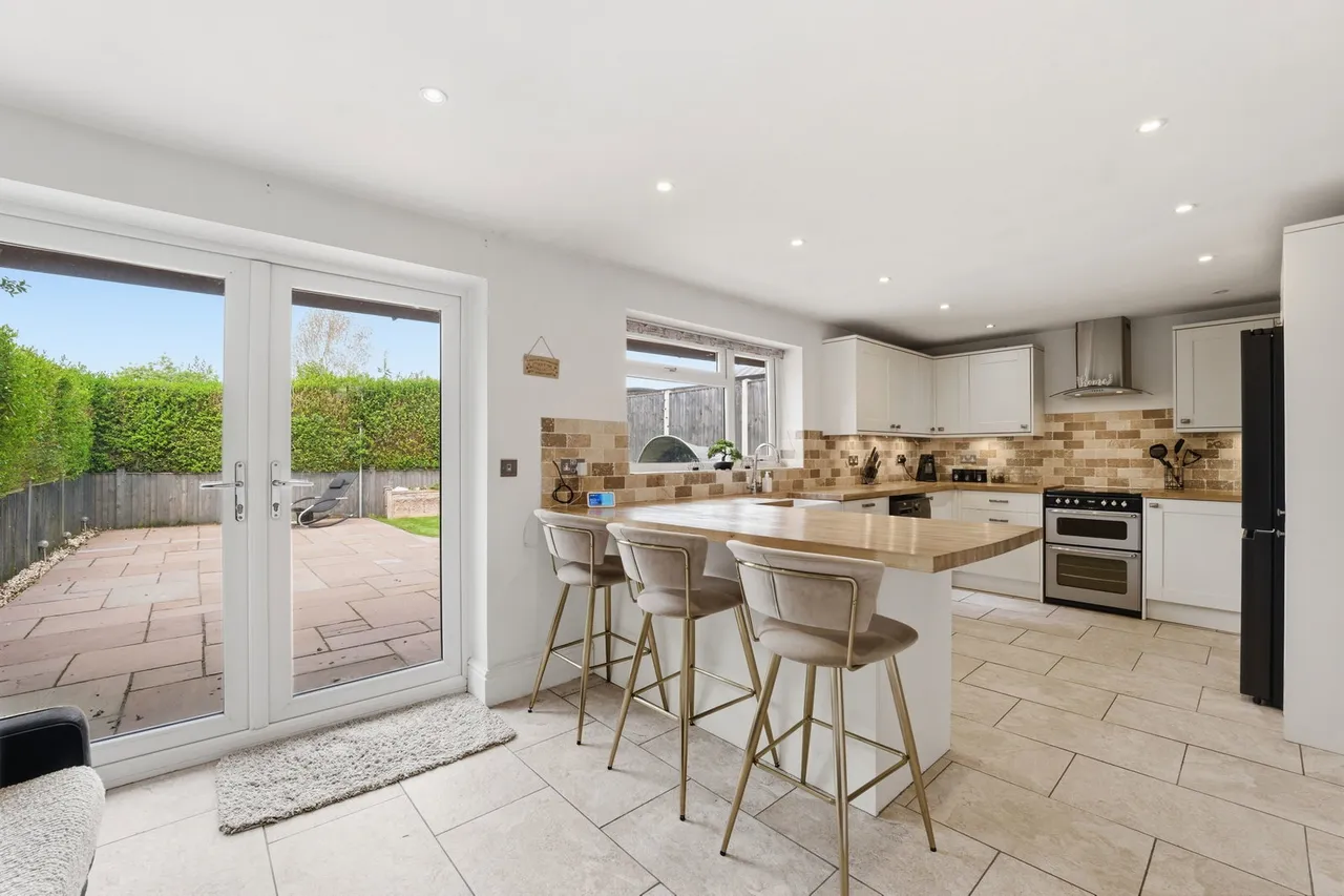 Arnot Hill Road, Arnold, photo 9