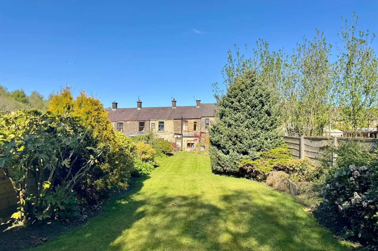Brickfield Street, Glossop, photo 4