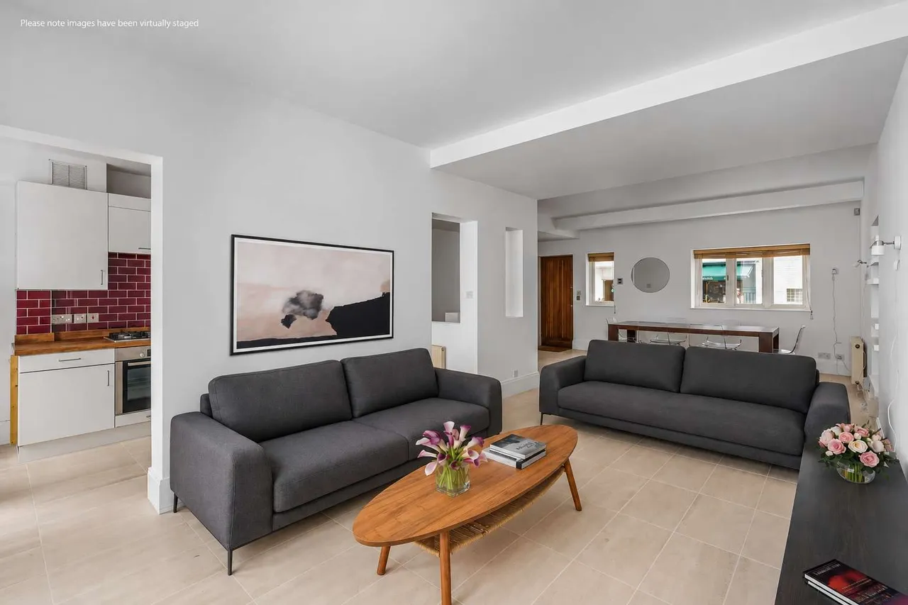 3 bed flat for sale — Red Lion Street, London, WC1R 4PS