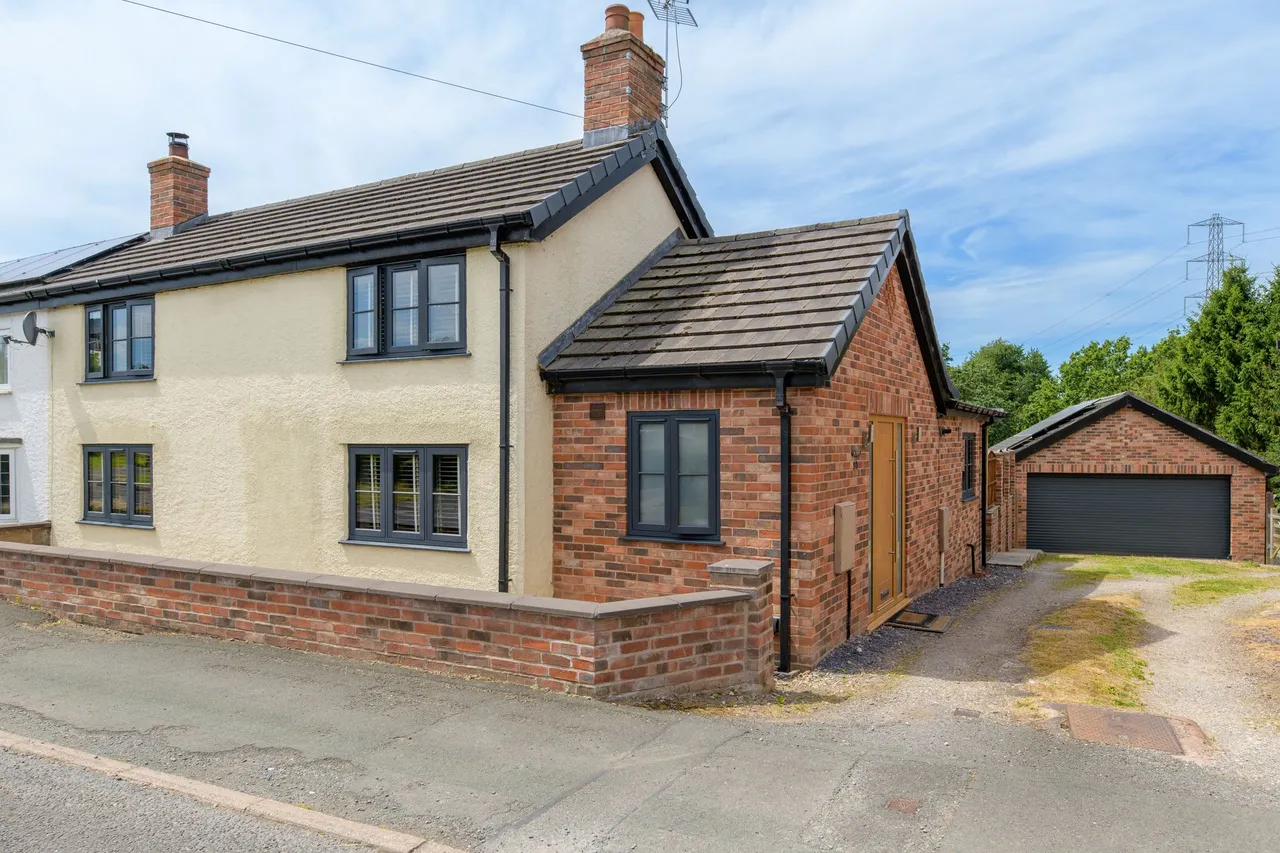 Top Road, Frodsham, photo 5