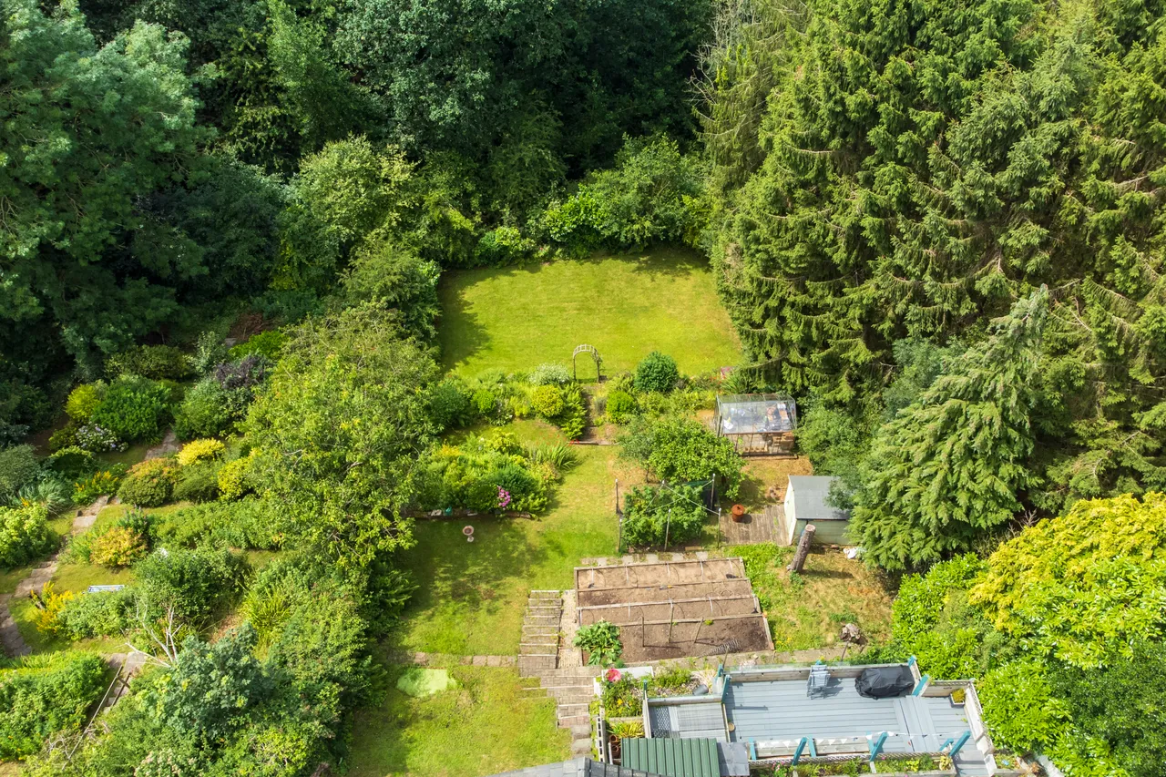 Top Road, Frodsham, photo 35