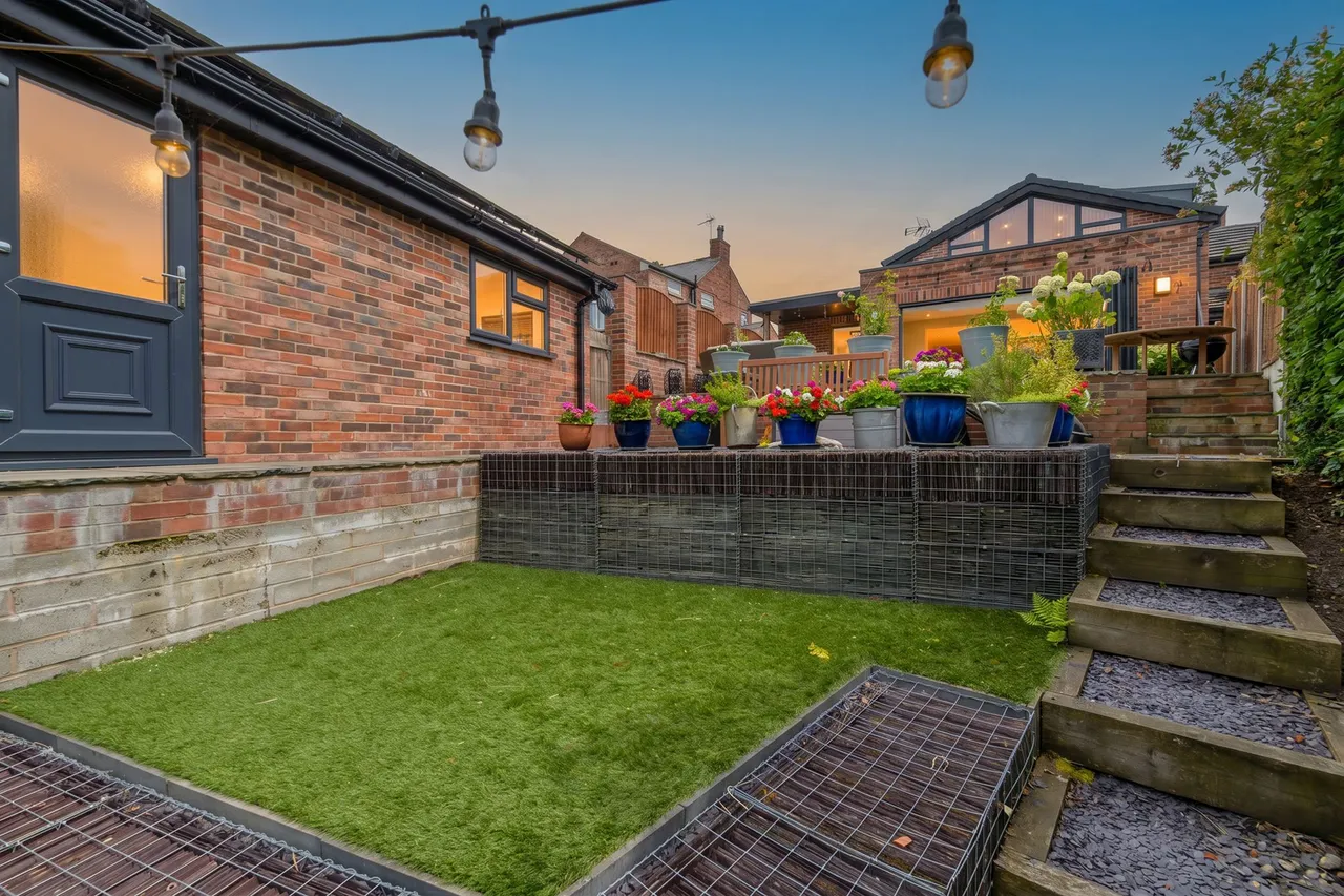 Top Road, Frodsham, photo 32